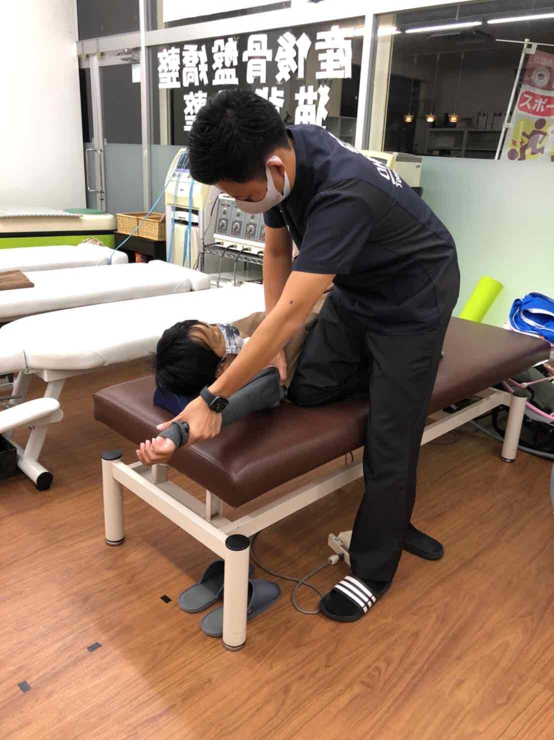 鈴鹿市　グランデ接骨院の姿勢矯正治療